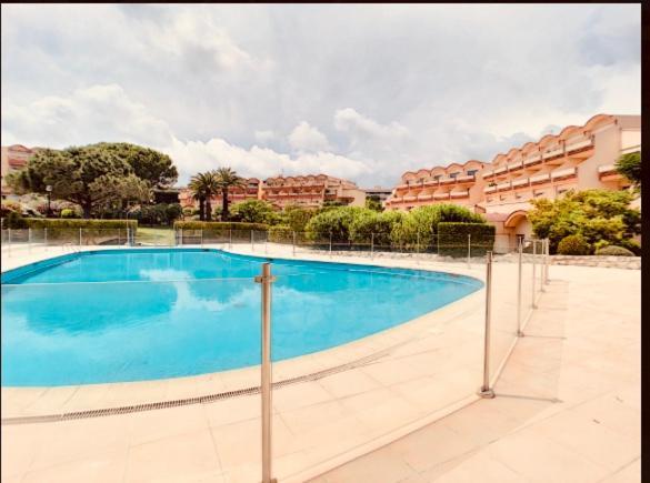 Antibes Secured Parc Velusine With Private Parking, Terrace, Pools And Tennis Courts. 외부 사진