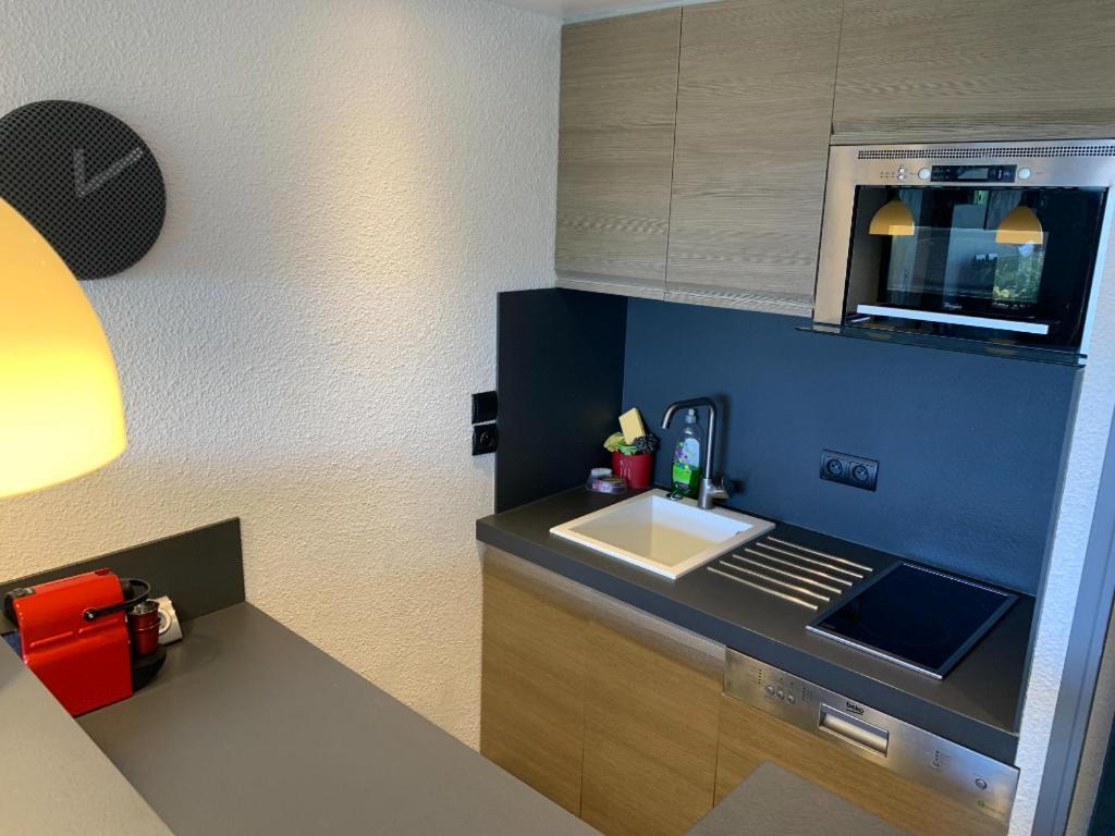 Antibes Secured Parc Velusine With Private Parking, Terrace, Pools And Tennis Courts. 외부 사진